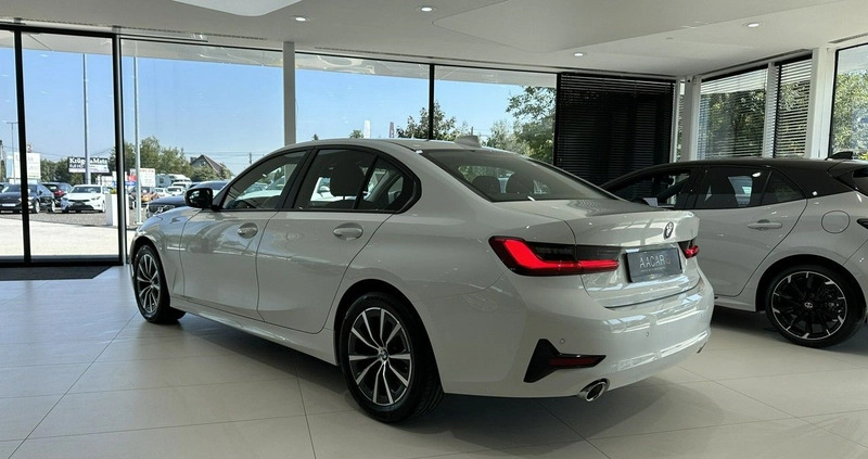 BMW Seria 3 cena 126900 przebieg: 42194, rok produkcji 2020 z Krzeszowice małe 631